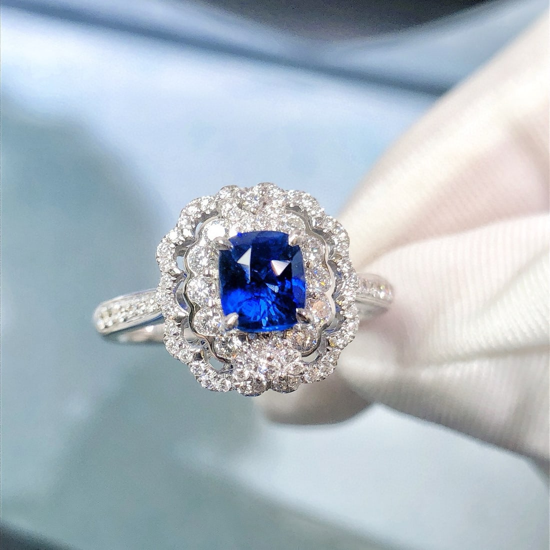 14k Gold 1.47 Ctw Natural Sapphire & Diamond Ring - 2