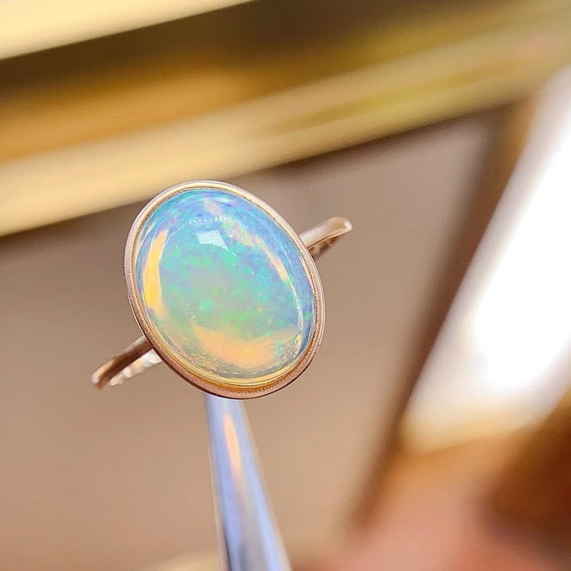 14k Gold 4.0 Ct Natural Opal Ring - 3
