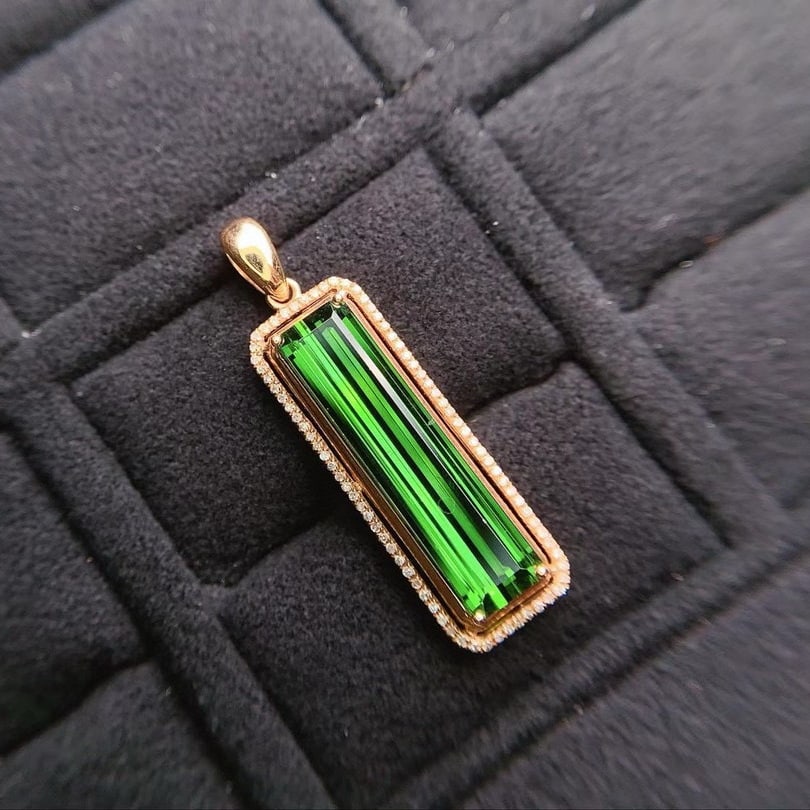 14k Gold 8.88 Ct Natural Tourmaline & Diamond Pendant( Without Chain ) - 4