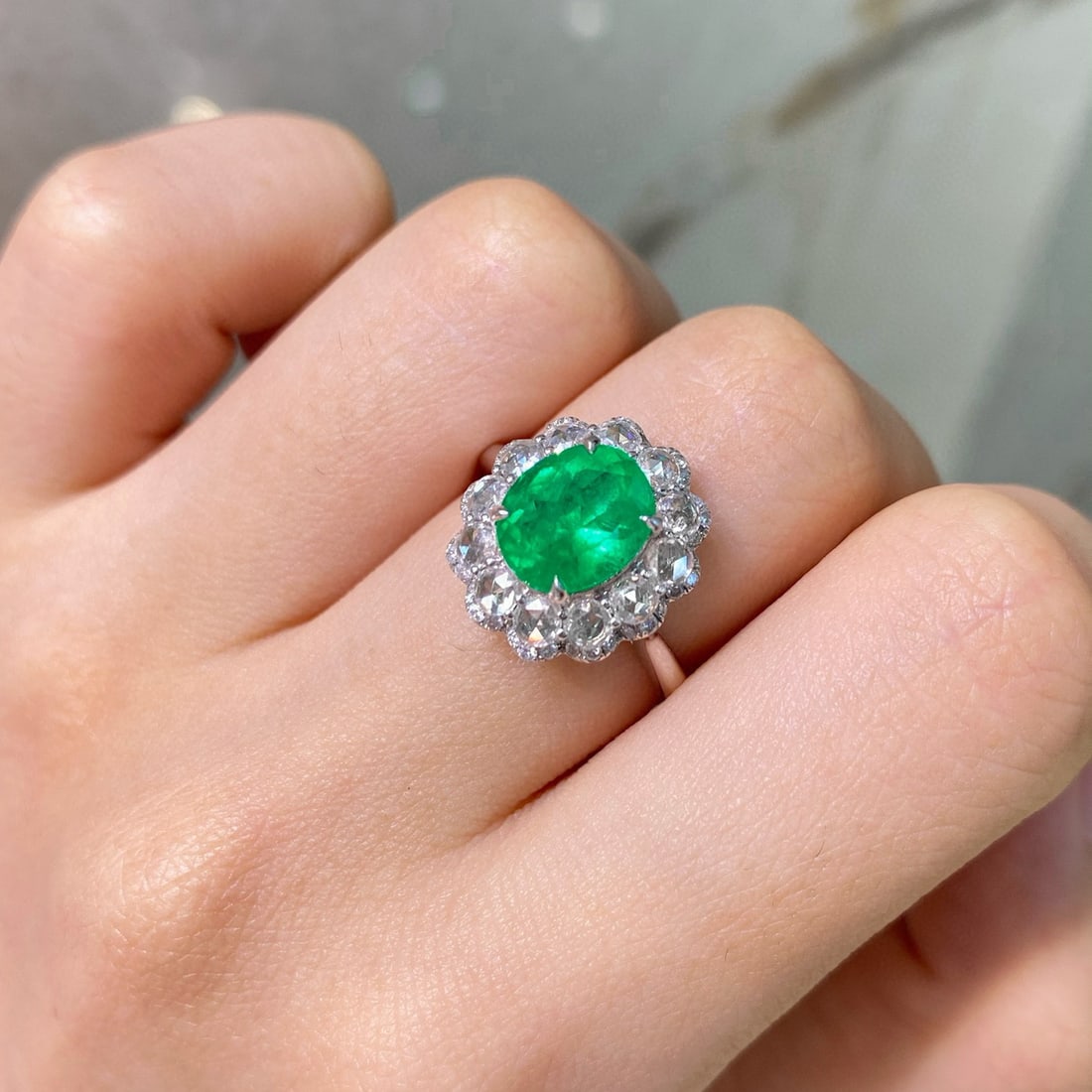 14k Gold 2.62 Ctw Vivid Green Natural Emerald & Diamond Ring - 4