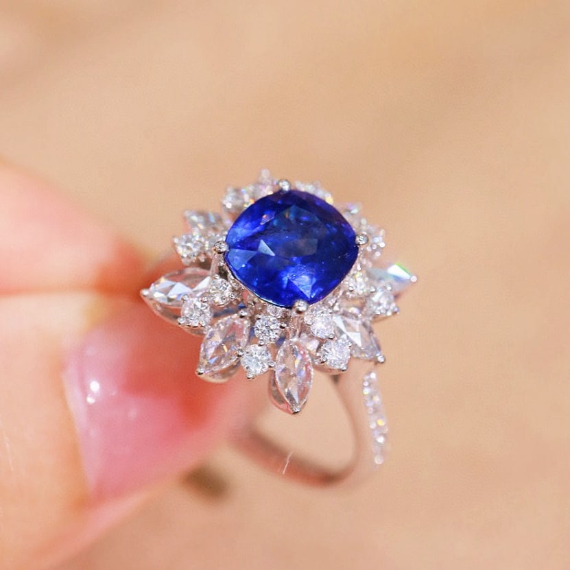 14k Gold 3.15 Ctw Natural Sapphire & Diamond Ring - 8