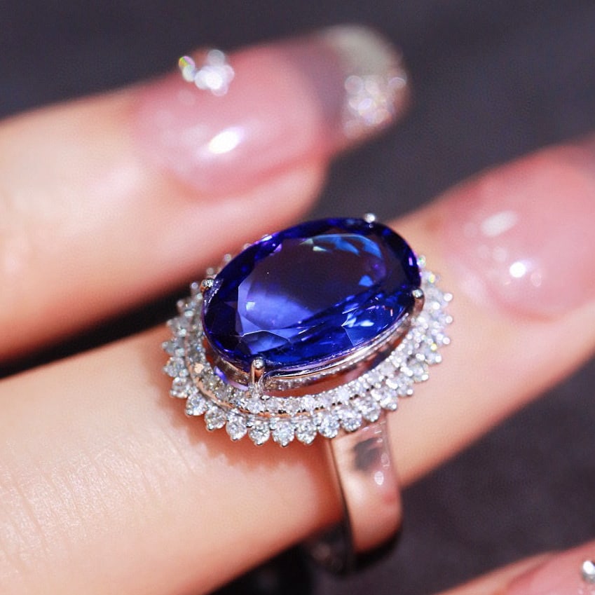 14k Gold 3.53 Ctw Natural Tanzanite & Diamond Ring - 2