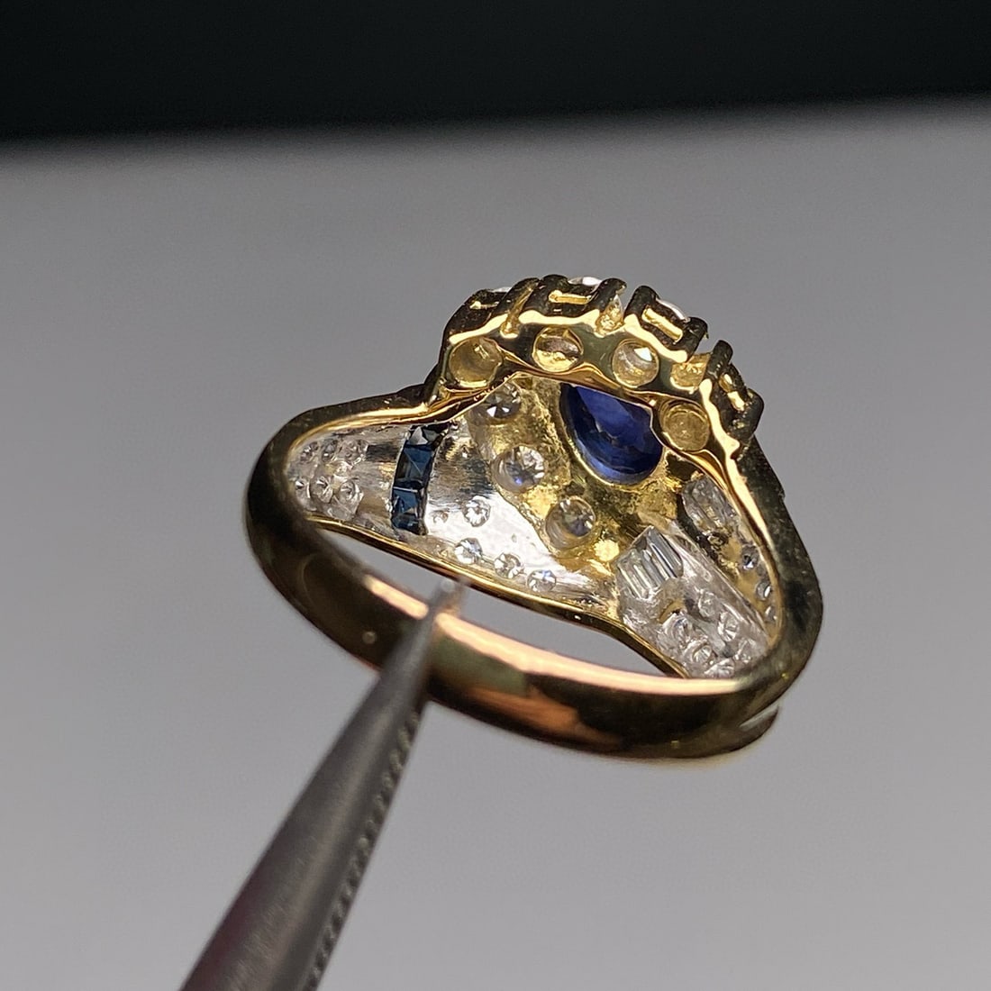 14k Gold 1.63 Ctw Natural Sapphire & Diamond Ring - 6