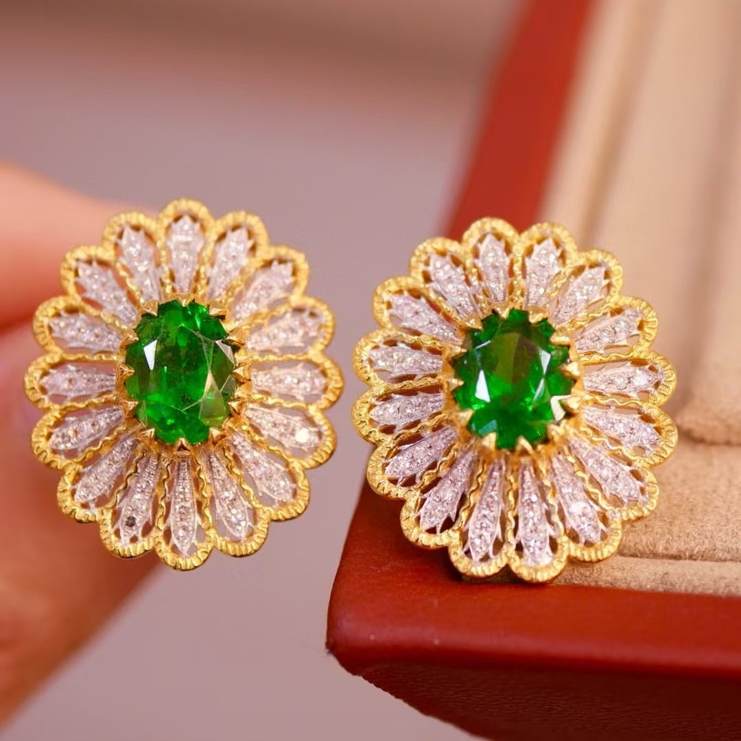 14k Gold 3.66 Ctw Natural Tsavorite & Diamond Earrings - 4