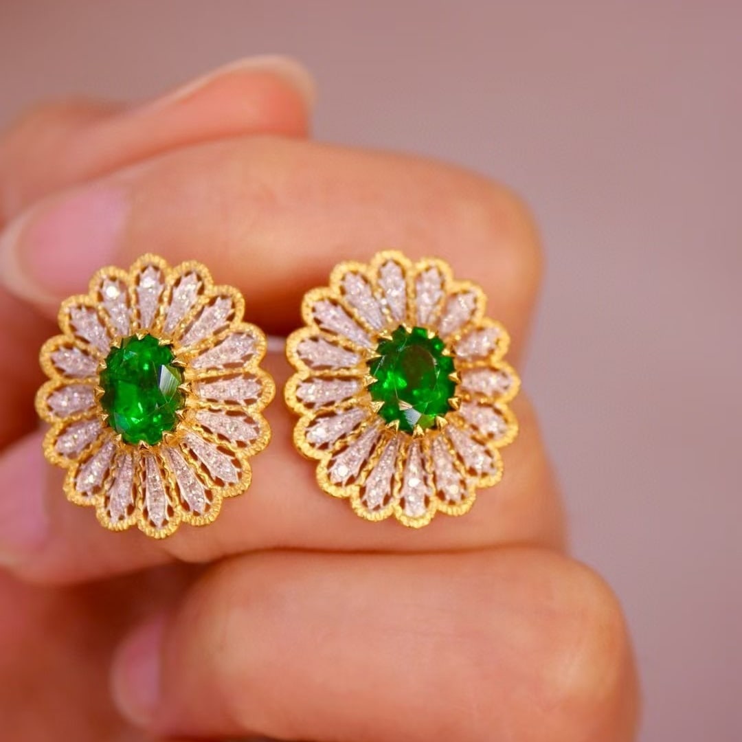 14k Gold 3.66 Ctw Natural Tsavorite & Diamond Earrings - 5