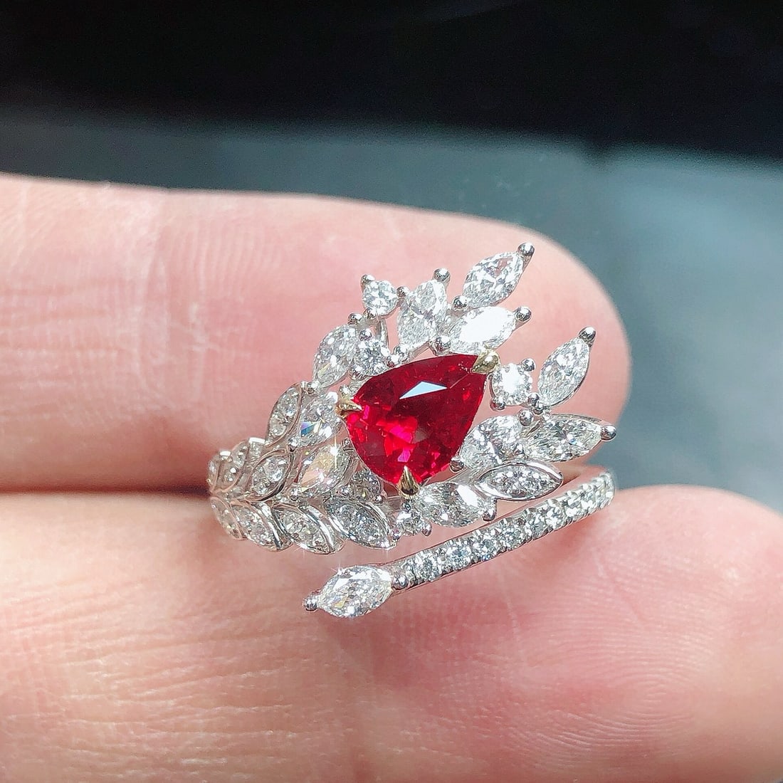 14k Gold 1.80 Ctw Natural Ruby & Diamond Ring - 2