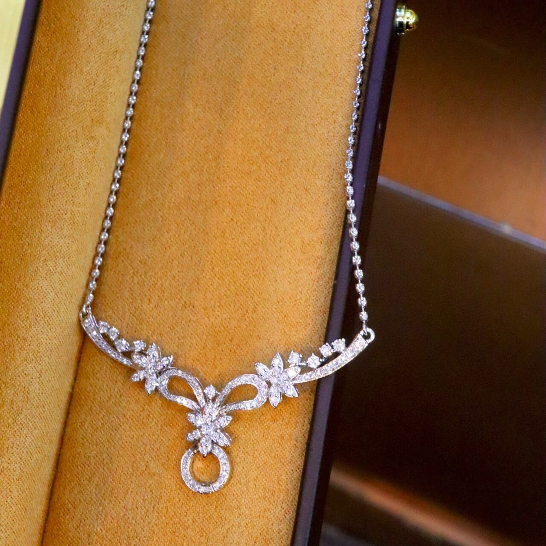 14k Gold 0.89 Ct Natural H Diamond Necklace - 2