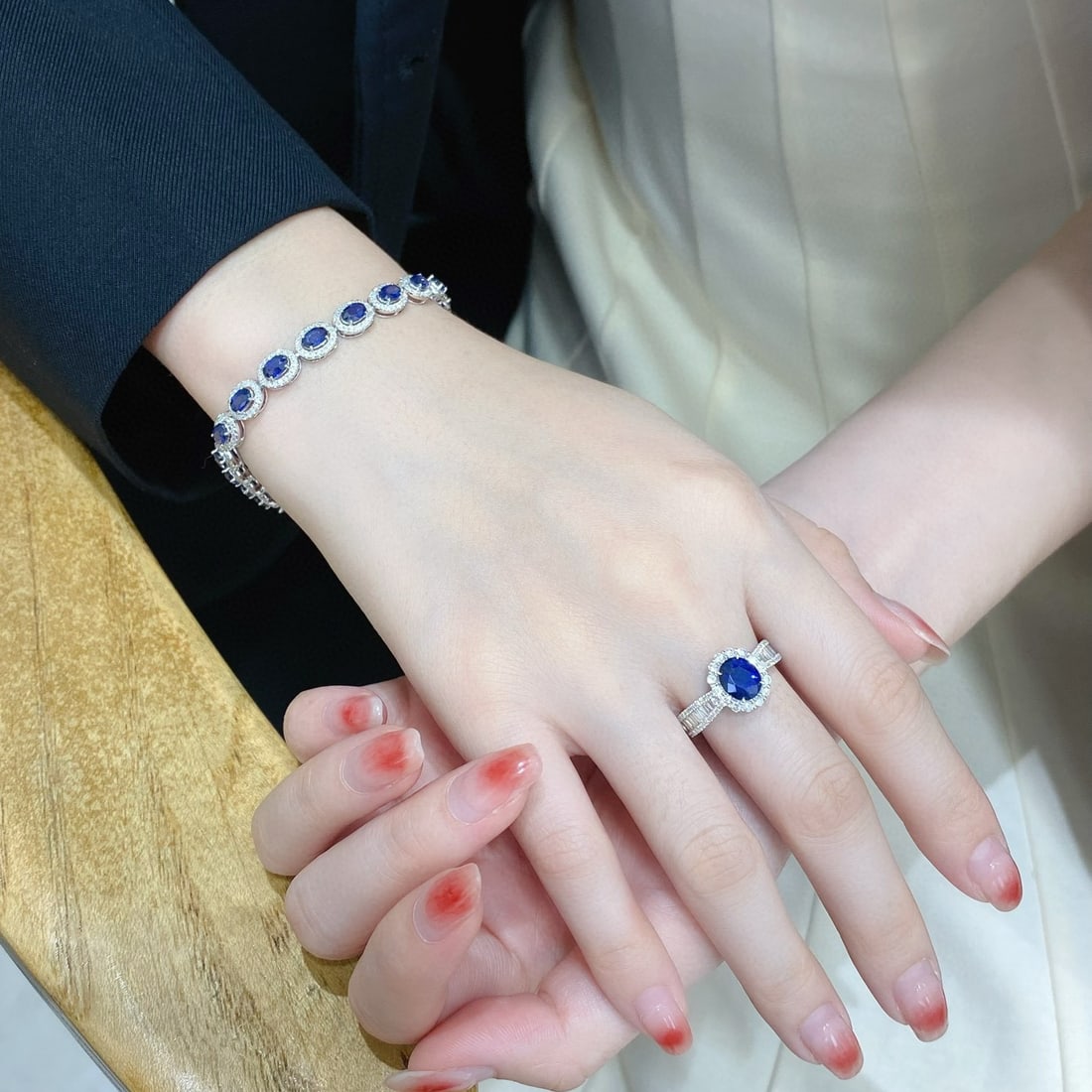 14k Gold 7.90 Ctw Natural Sapphire & Diamond Bracelet - 6