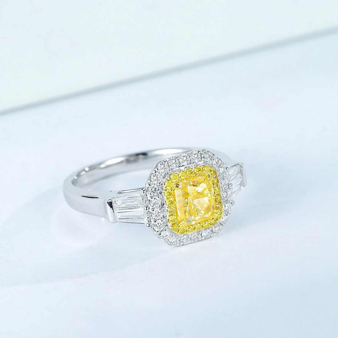 14k Gold 1.56 Ctw Natural Yellow Diamond & Diamond Ring - 4