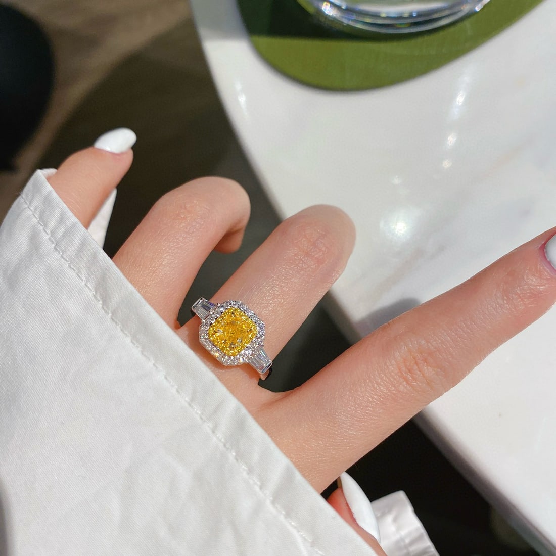 14k Gold 1.56 Ctw Natural Yellow Diamond & Diamond Ring - 6