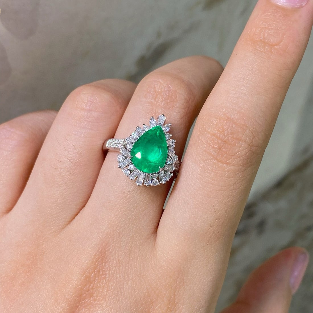 14k Gold 3.18 Ctw Natural Emerald & Diamond Ring - 2