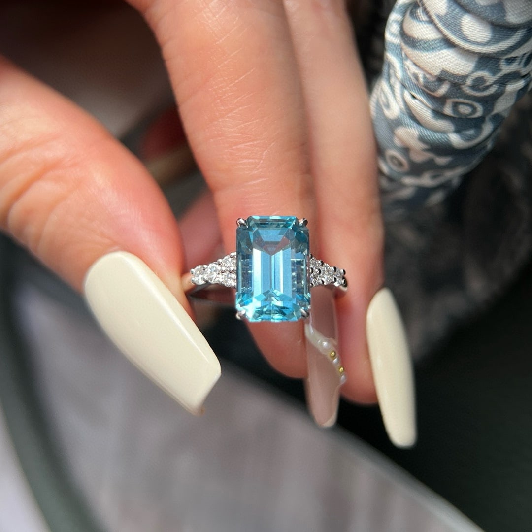 14k Gold 3.98 Ctw Natural Aquamarine & Lab Grown Diamond Ring - 3