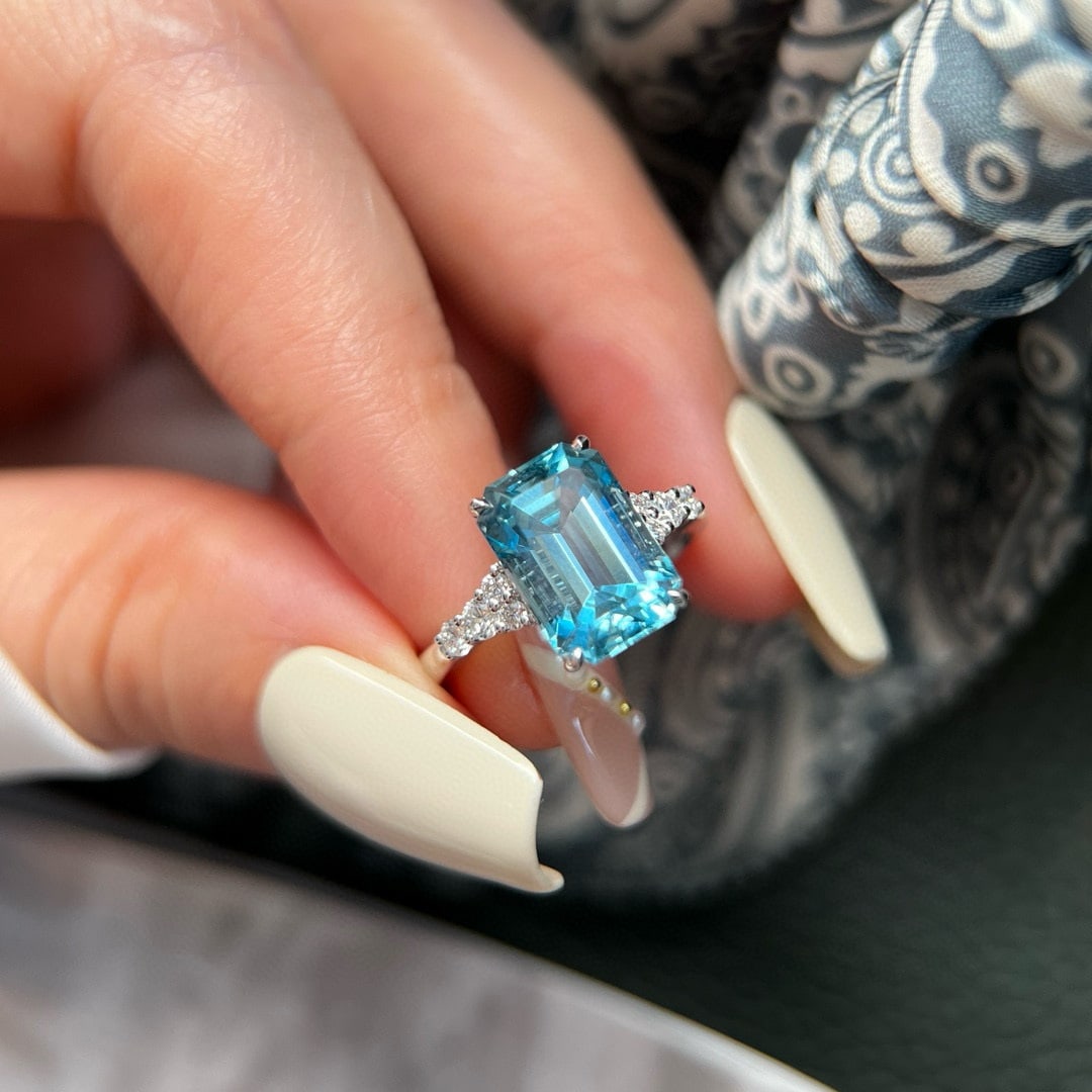 14k Gold 3.98 Ctw Natural Aquamarine & Lab Grown Diamond Ring - 4