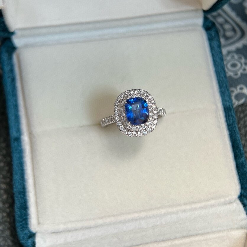 14k Gold 2.28 Ctw Natural Sapphire & Diamond Ring: Ref:230946229 // gold content:14k gold // ring size:7. 25us // // main gemstone:sapphire // shape:cushion // carat weight:1. 82ct // color:blue // treatment:natural // // adjacent gemstone 2 : diamond