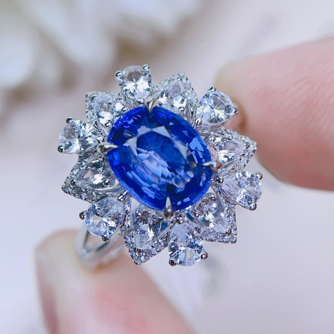 14k Gold 2.07 Ct Natural Sapphire & Sapphire & Diamond Ring - 4