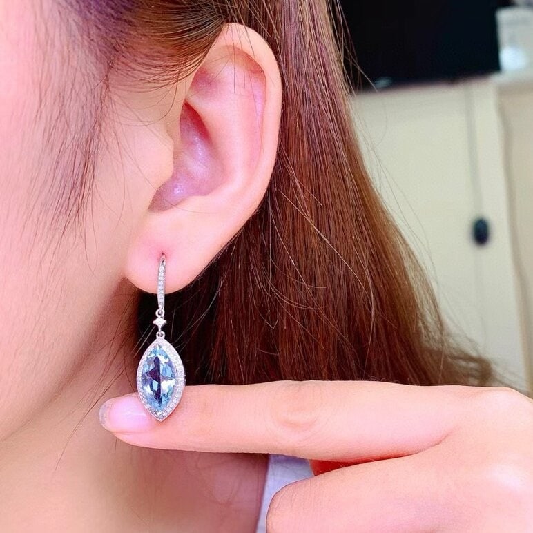 14k Gold 5.3 Ct Natural Aquamarine & Diamond Earrings - 2