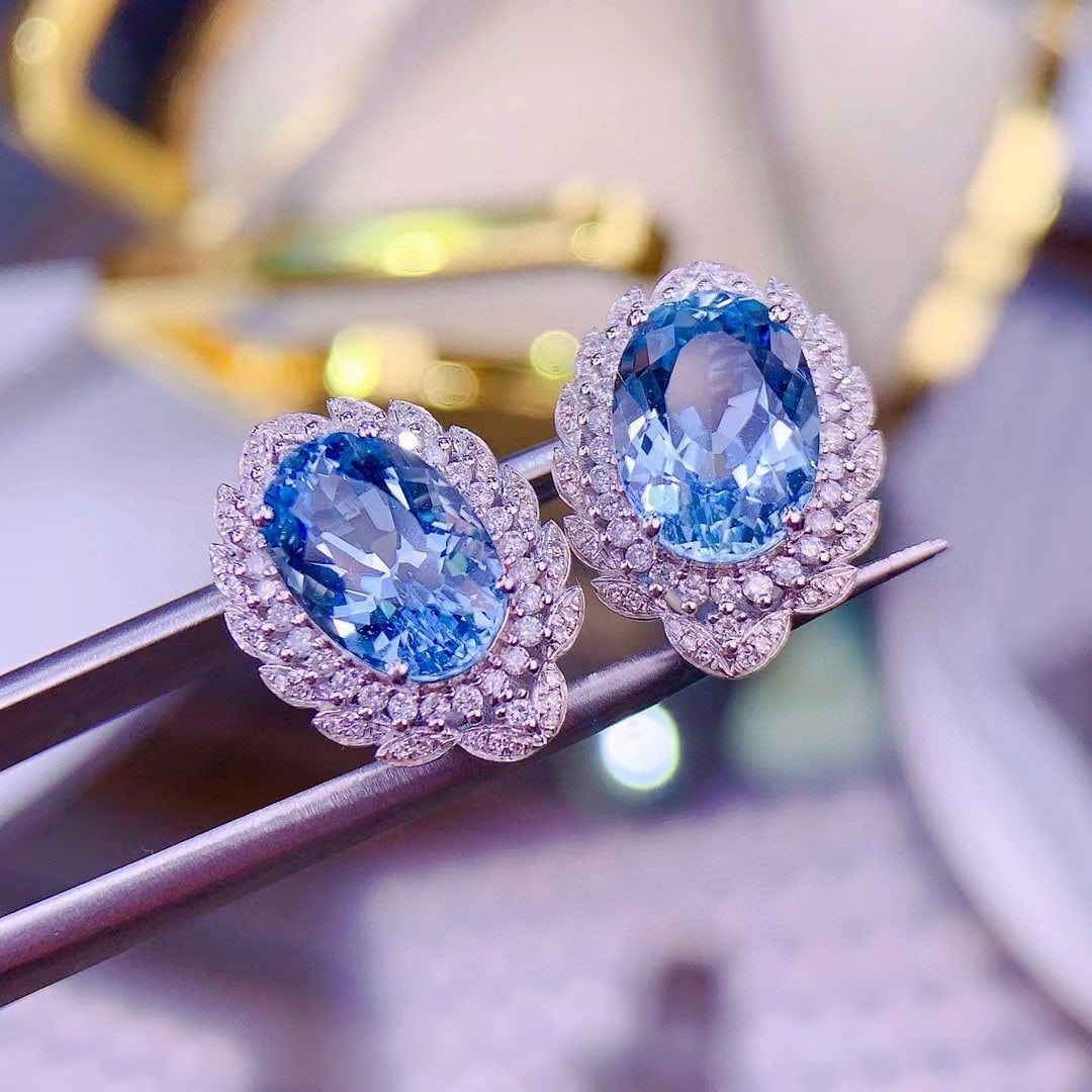 14k Gold 6.5 Ct Natural Aquamarine & Diamond Earrings - 2