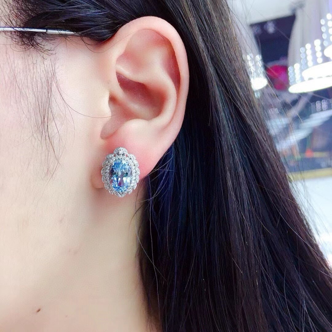 14k Gold 6.5 Ct Natural Aquamarine & Diamond Earrings - 4