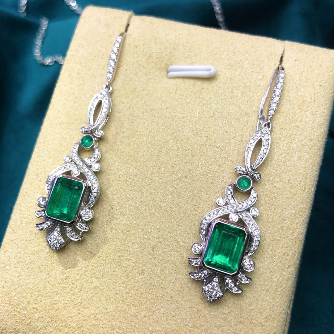 14k Gold 3.39 Ctw Vivid Green Natural Emerald & Diamond Earrings - 4