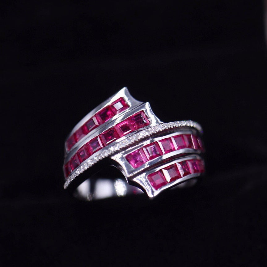 14k Gold 1.6 Ct Natural Ruby & Diamond Ring - 5