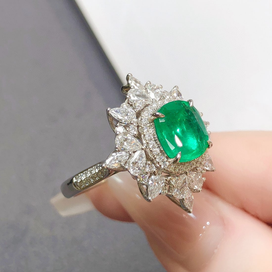 14k Gold 4.15 Ctw Natural Emerald & Lab Grown Diamond Ring/pendant( Without Chain ) - 5