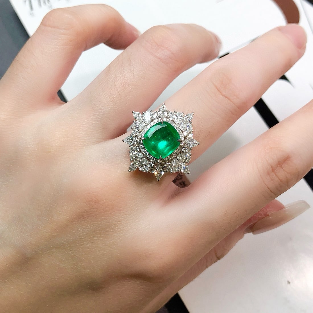 14k Gold 4.15 Ctw Natural Emerald & Lab Grown Diamond Ring/pendant( Without Chain ) - 8