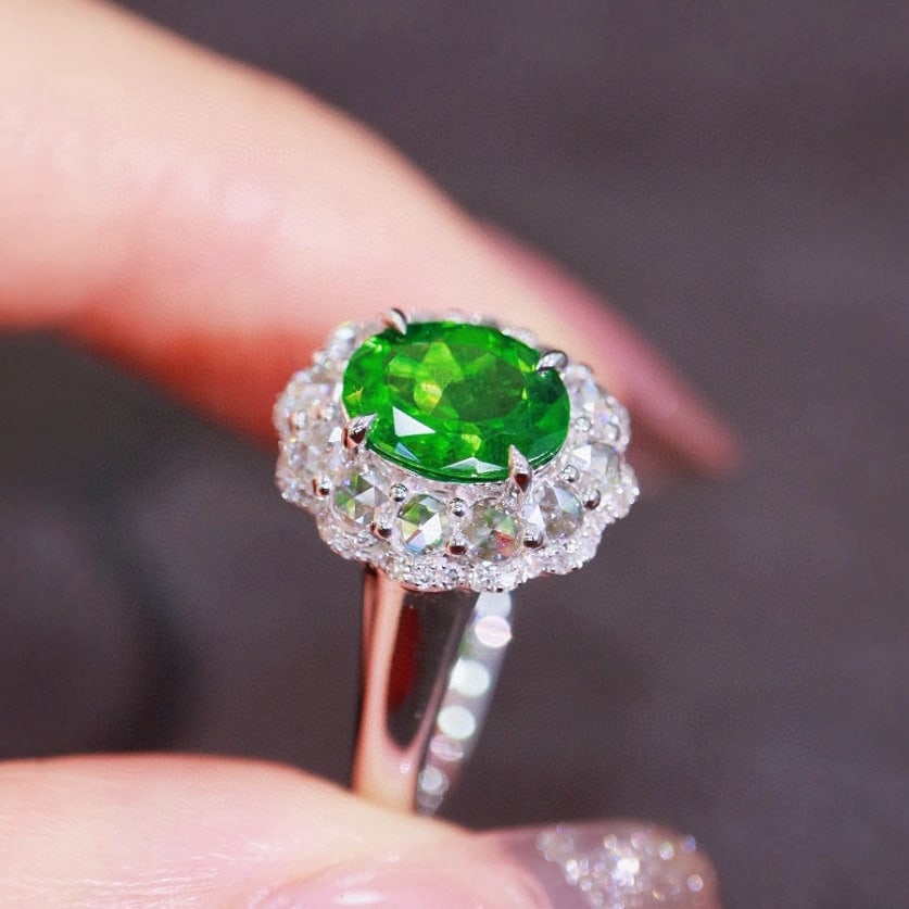 14k Gold 1.73 Ctw Natural Tsavorite & Diamond Ring - 2