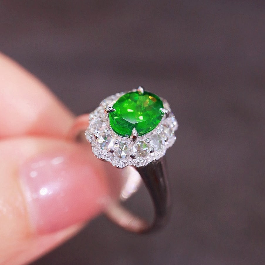 14k Gold 1.73 Ctw Natural Tsavorite & Diamond Ring - 8
