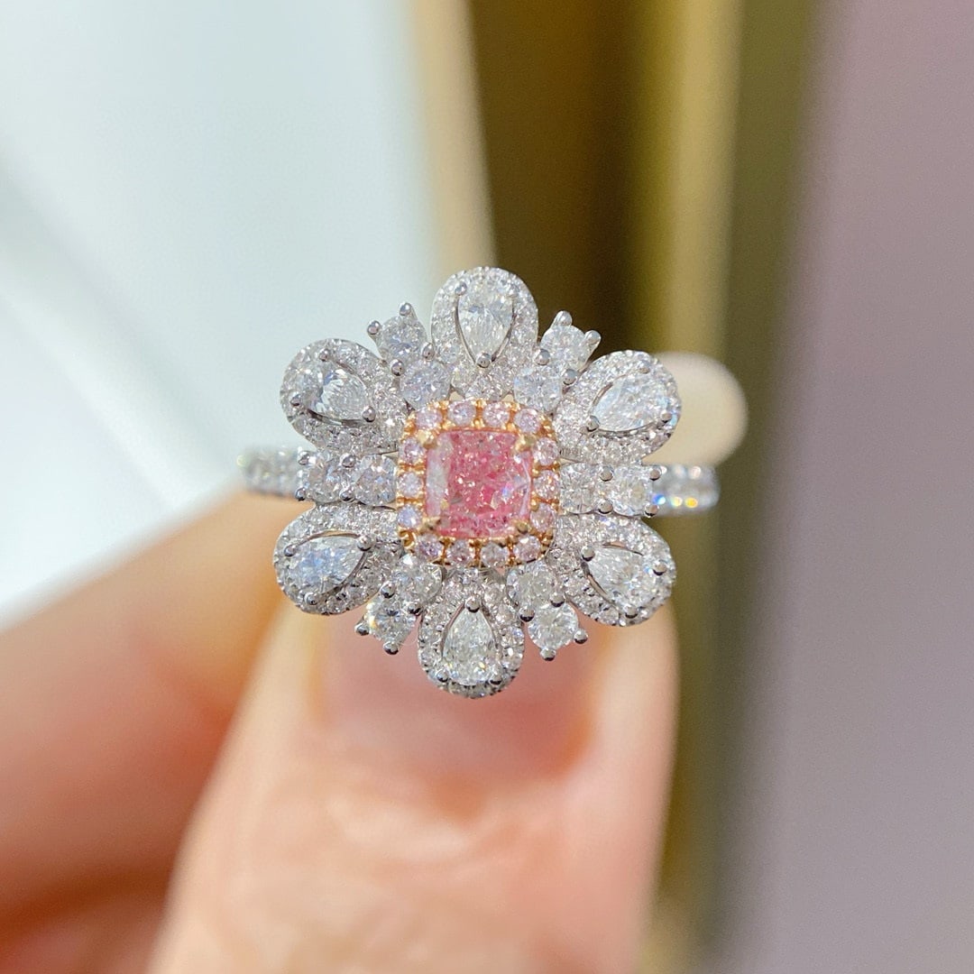 14k Gold 0.98 Ctw Natural Pink Diamond & Diamond Ring: Ref:230946339 // gold content:14k gold // ring size:7. 25us // // main gemstone:pink diamond // shape:cushion // carat weight:0. 23ct // color:pink // treatment:natural // // adjacent gemstone 2 : dia