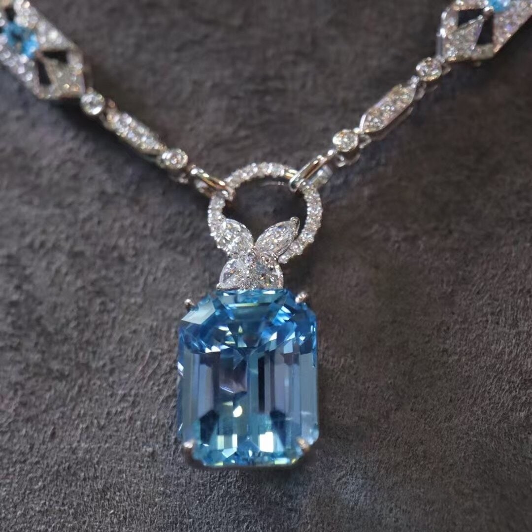 14k Gold 6.35 Ctw Natural Aquamarine & Diamond Pendant( Without Chain ) - 3