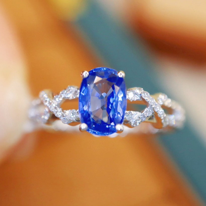 14k Gold 1.44 Ctw Natural Sapphire & Diamond Ring: Ref:230946347 // gold content:14k gold // ring size:7. 25us // // main gemstone:sapphire // shape:oval // carat weight:1. 29ct // color:blue // treatment:natural // // adjacent gemstone 2 :