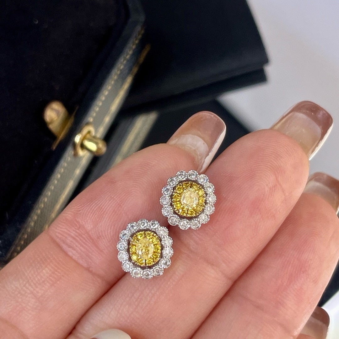 14k Gold 0.5 Ct Natural Color Diamond Earrings - 5