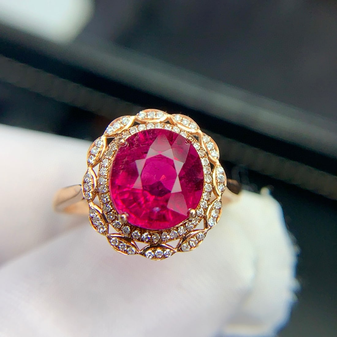 14k Gold 2.8 Ct Natural Tourmaline & Diamond Ring - 8