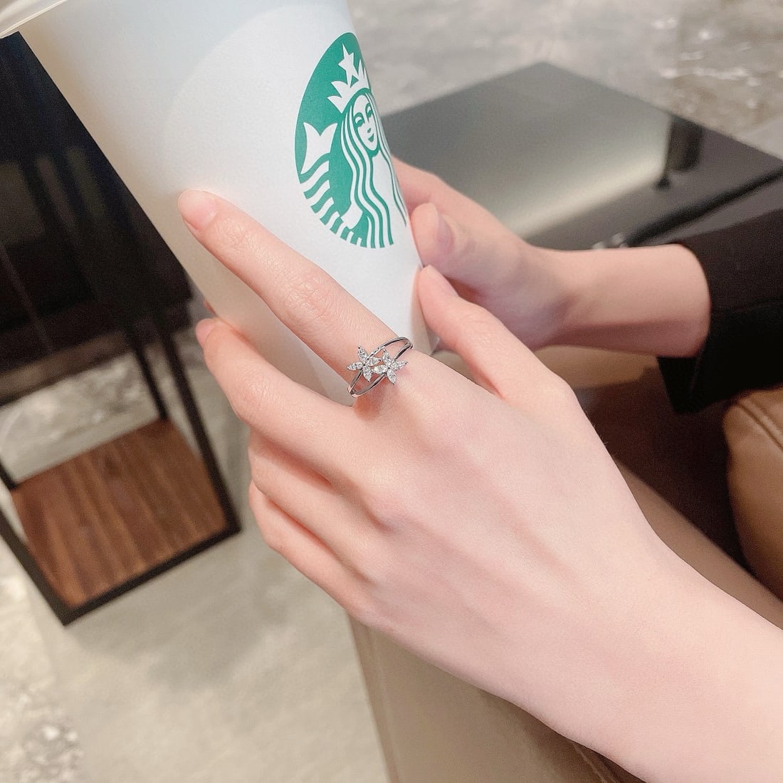 14k Gold 0.35 Ct Natural H Diamond Ring - 2