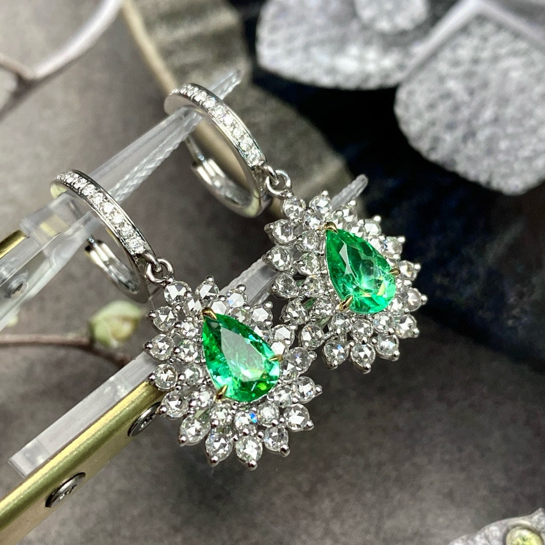 14k Gold 1.44 Ct Natural Emerald & Diamond Earrings - 2