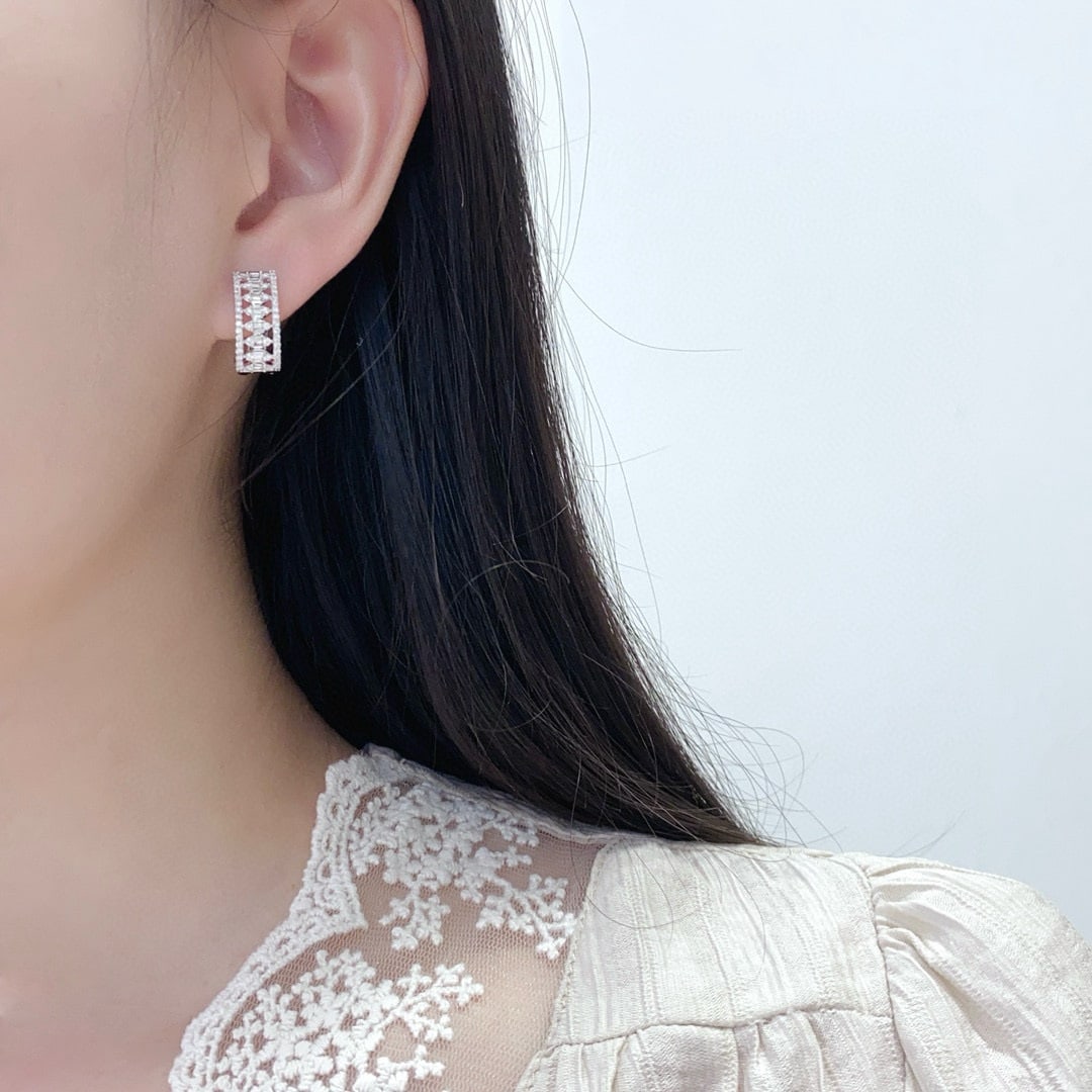 14k Gold 0.6 Ct Natural H Diamond Earrings - 3