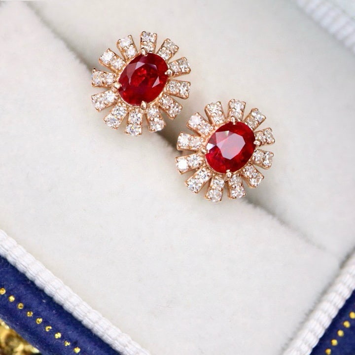 14k Gold 0.85 Ctw Vivid Red Natural Ruby & Diamond Earrings - 3