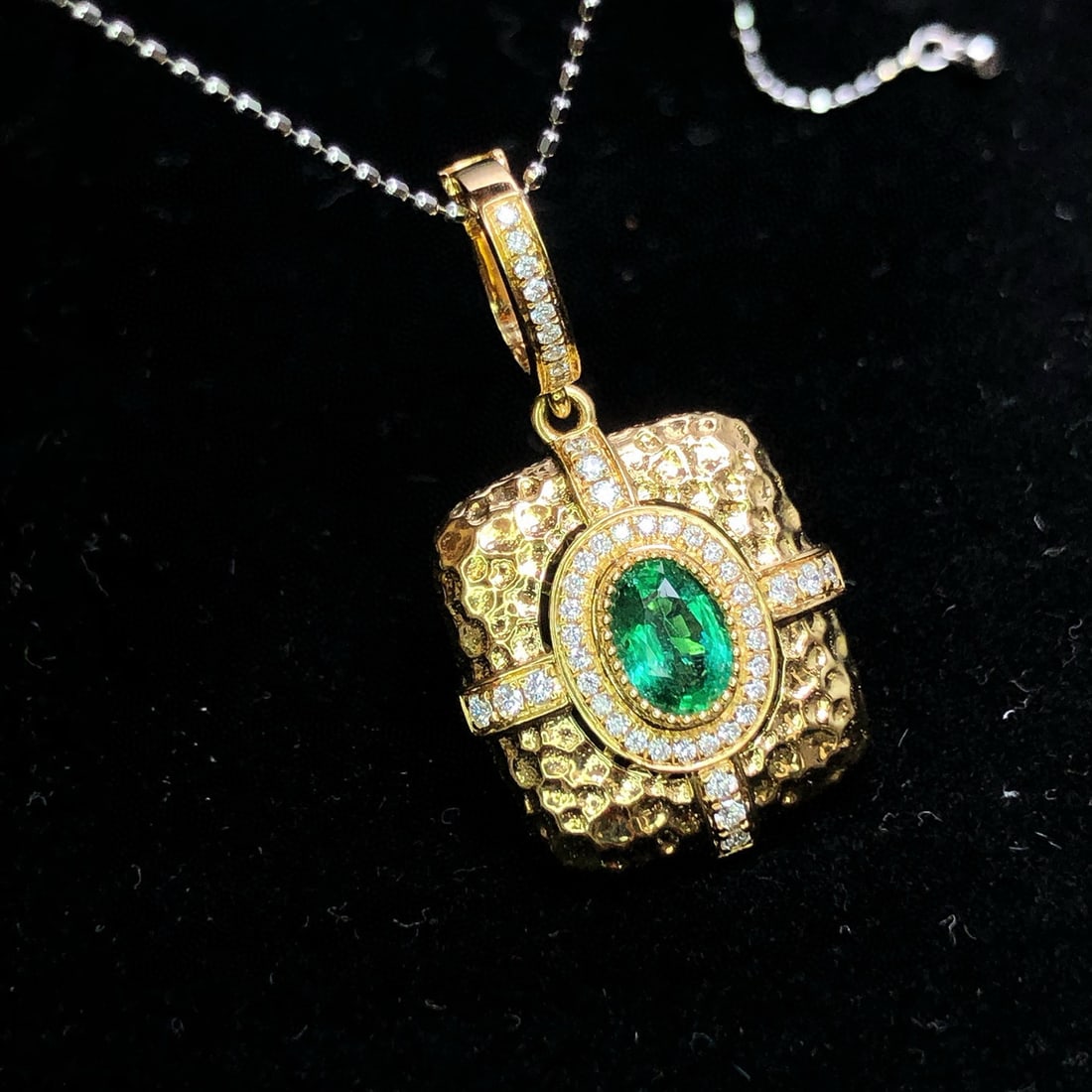 14k Gold 0.60 Ctw Vivid Green Natural Emerald & Diamond Pendant( Without Chain ) - 5