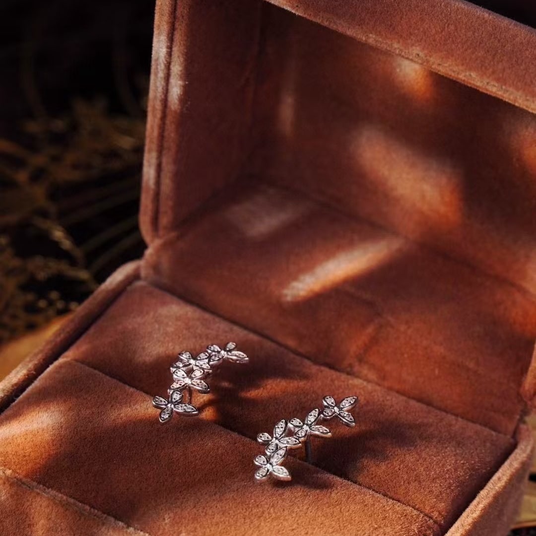 14k Gold 0.16 Ct Natural H Diamond Earrings - 3