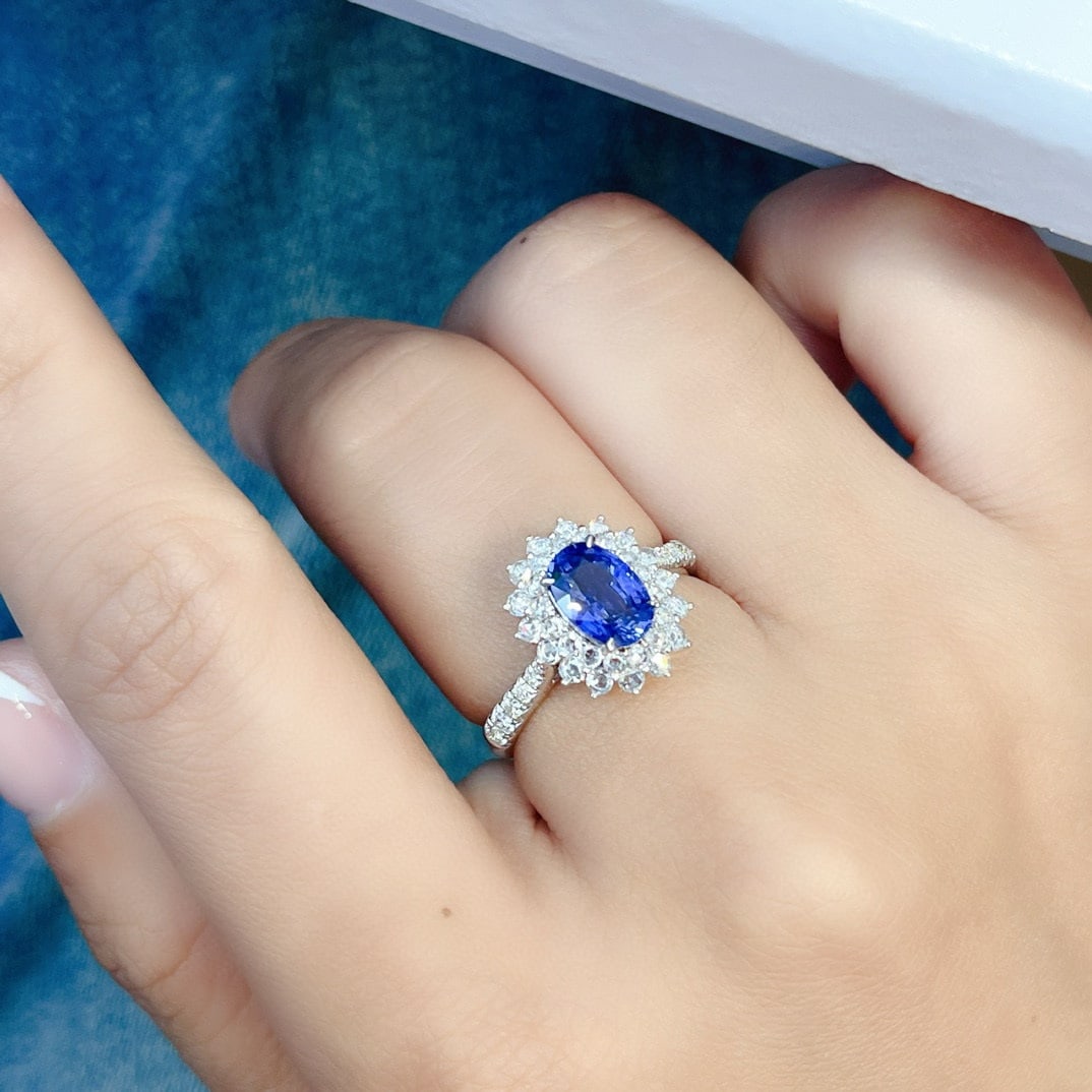 14k Gold 2.63 Ctw Natural Sapphire & Diamond Ring - 4