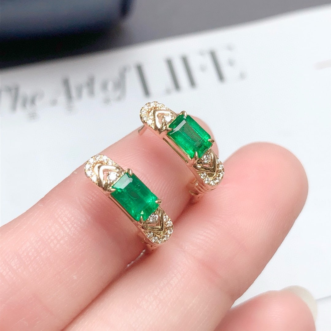 14k Gold 0.97 Ct Vivid Green Natural Emerald & Diamond Earrings - 2