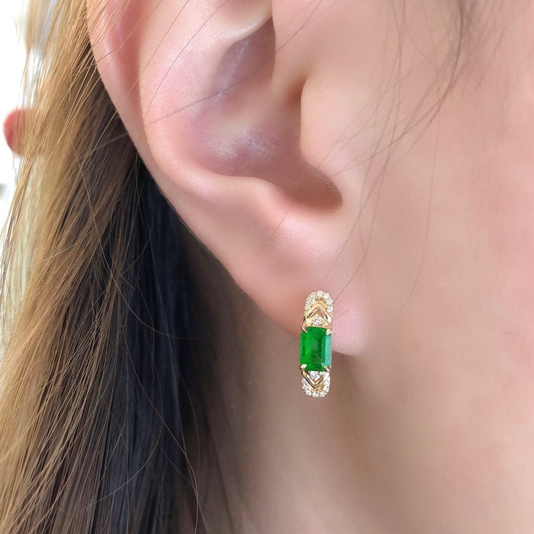 14k Gold 0.97 Ct Vivid Green Natural Emerald & Diamond Earrings - 5