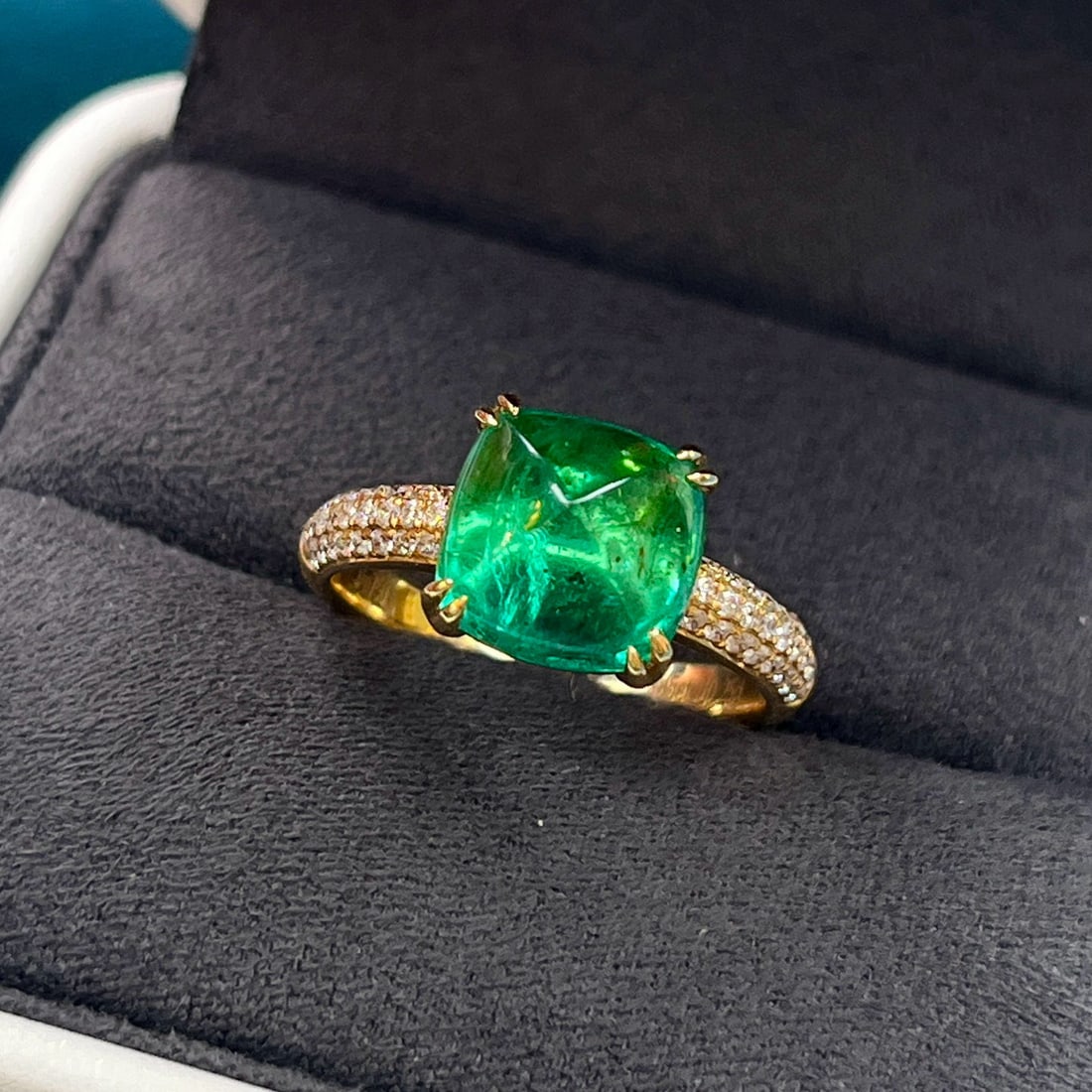 14k Gold 4.10 Ctw Natural Emerald & Diamond Ring - 3
