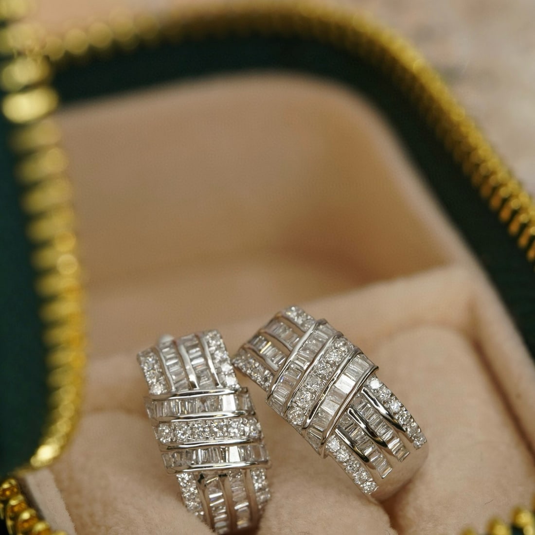 14k Gold 0.76 Ct Natural H Diamond Earrings - 6