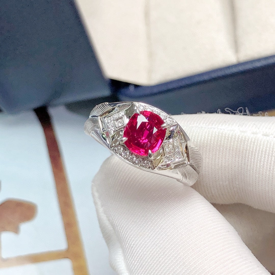 14k Gold 1.11 Ctw Natural Ruby & Diamond Ring - 2