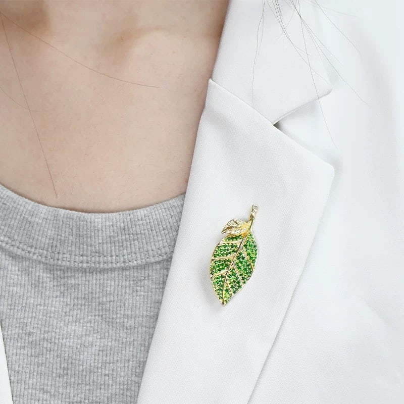 14k Gold 2.96 Ctw Natural Tsavorite & Diamond Brooch/pendant( Without Chain ) - 5