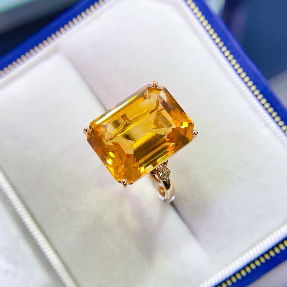 14k Gold 10.42 Ctw Natural Citrine & Diamond Ring - 2