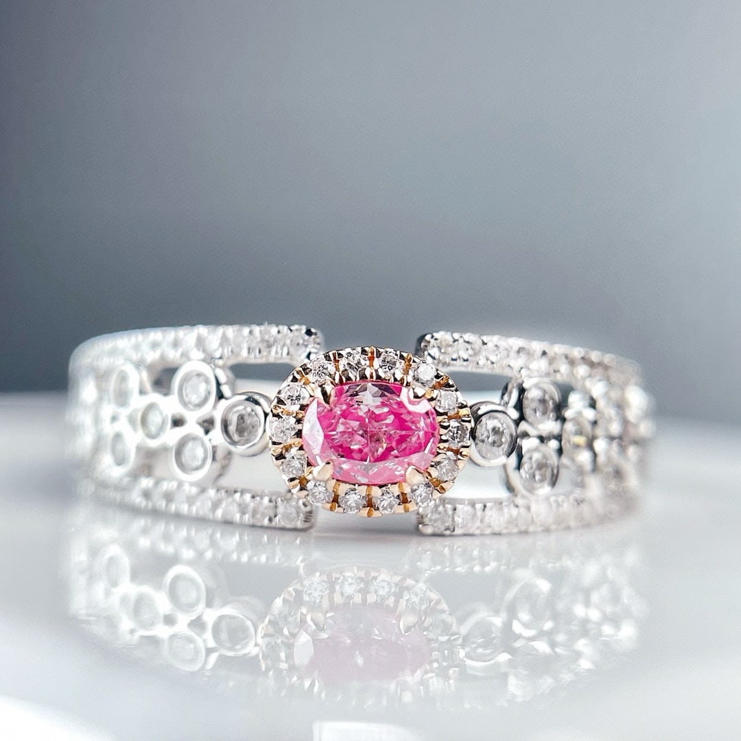 14k Gold 0.42 Ctw Natural Pink Diamond & Diamond Ring: Ref:230947047 // gold content:14k gold // ring size:7. 25us // // main gemstone:pink diamond // shape:oval // carat weight:0. 12ct // color:pink // treatment:natural // // adjacent gemstone 2 :
