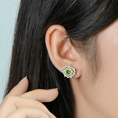 14k Gold 1.34 Ctw Natural Emerald & Diamond Earrings - 2