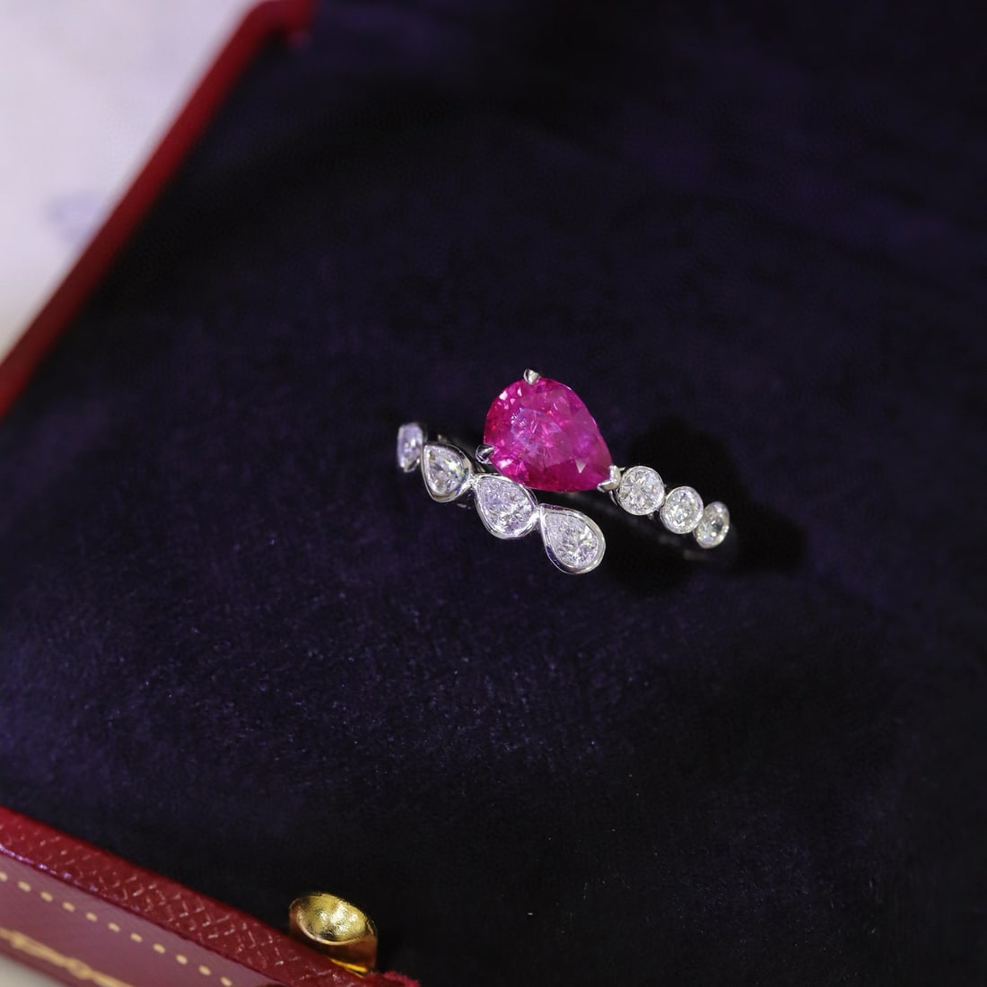 14k Gold 1.93 Ctw Natural Sapphire & Diamond Ring - 2